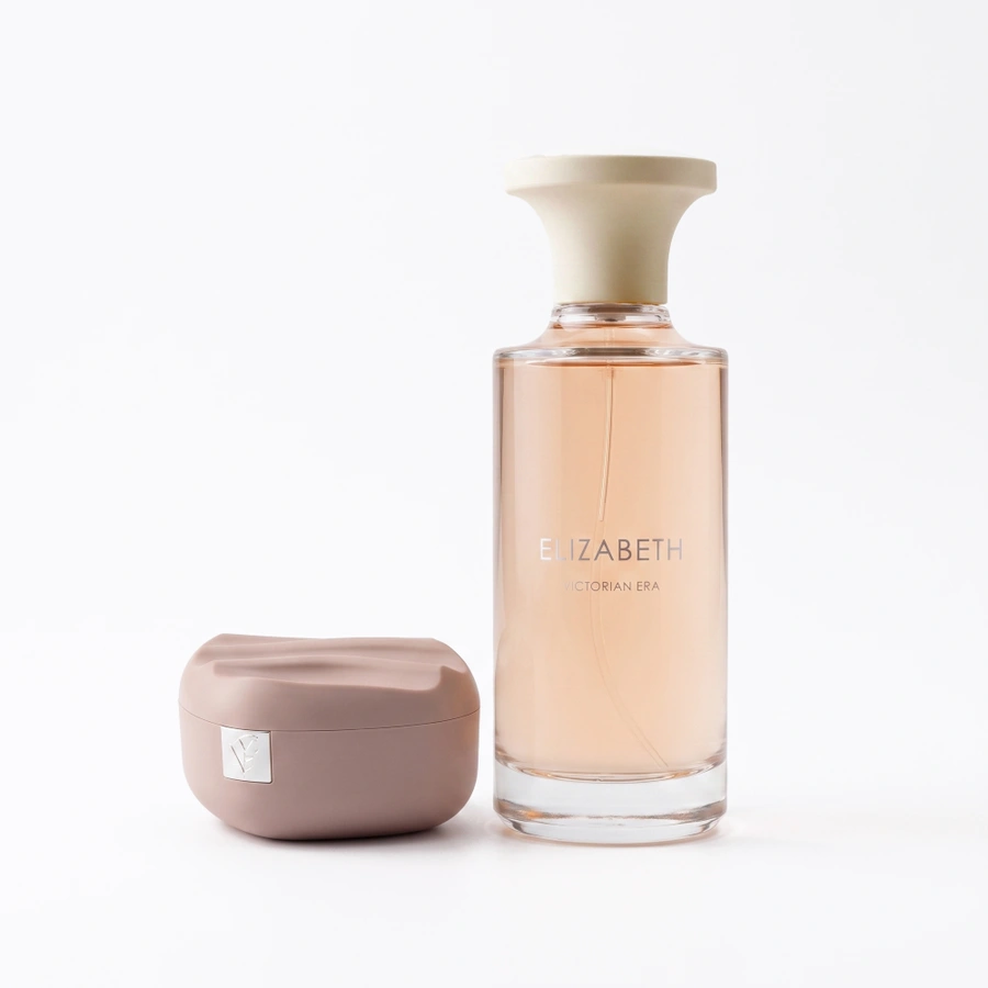 Elizabeth and Beauty Powder